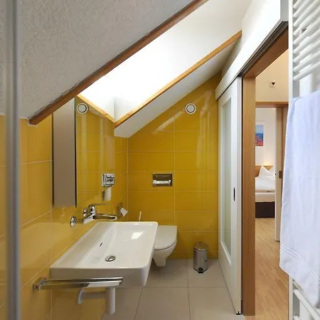Odelya - Stadthotel Im Park 3* בזל